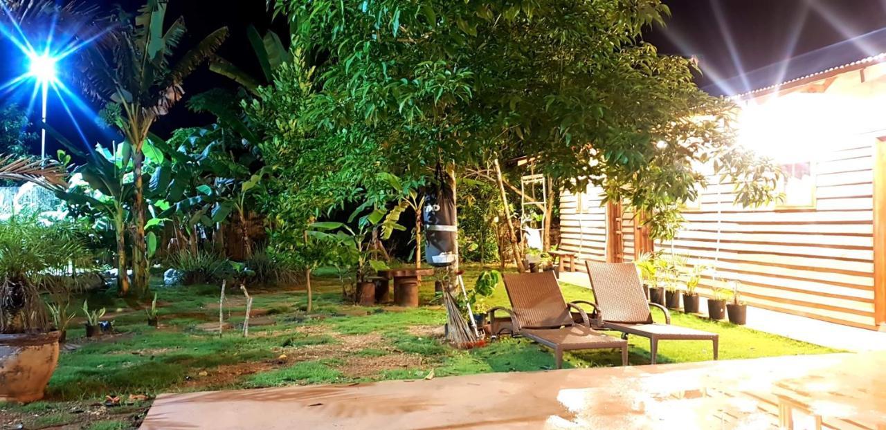 Terreza'S Place Bed & Breakfast Dauis ภายนอก รูปภาพ